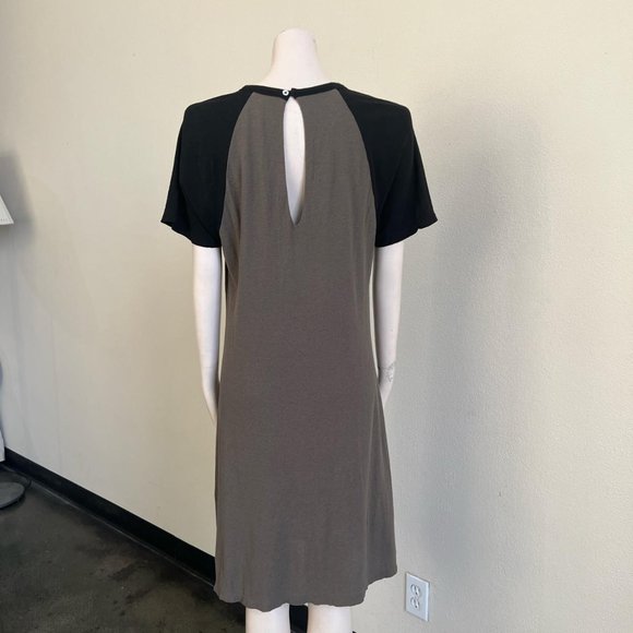 Minimalist James Perse Baseball Dress - Picture 2 of 4